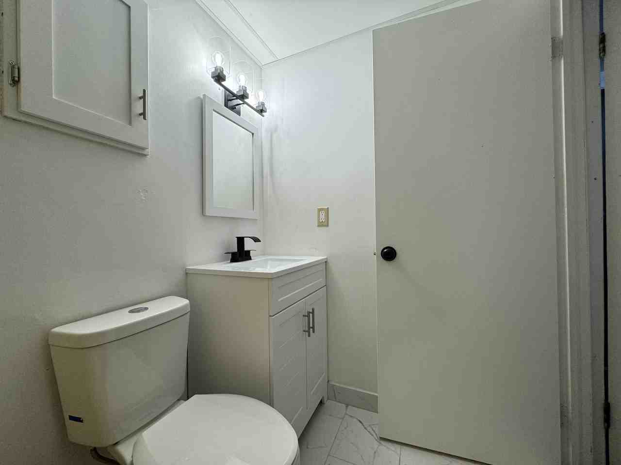 17 Meadowlark Dr #1 - Photo 7 of 7