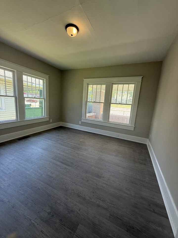 1698 Dennison Ave Sw #1 - Photo 7 of 8