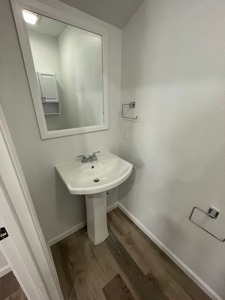 422 Doxey St #2 - Photo 6 of 19