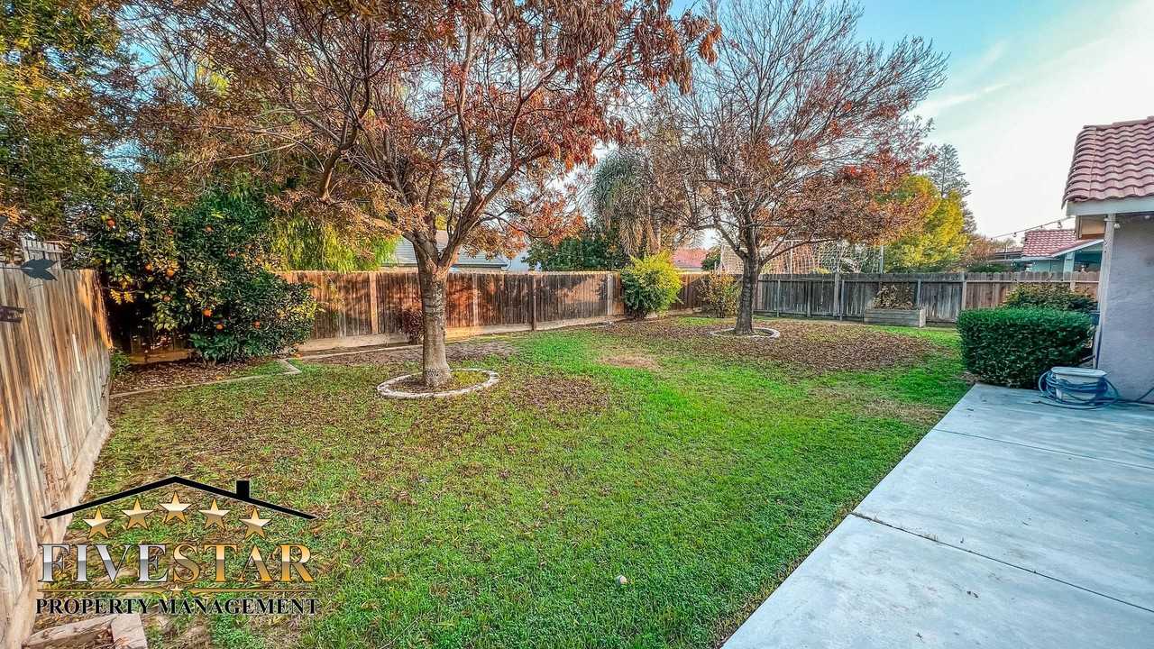 4710 Polo Wood St - Photo 3 of 18