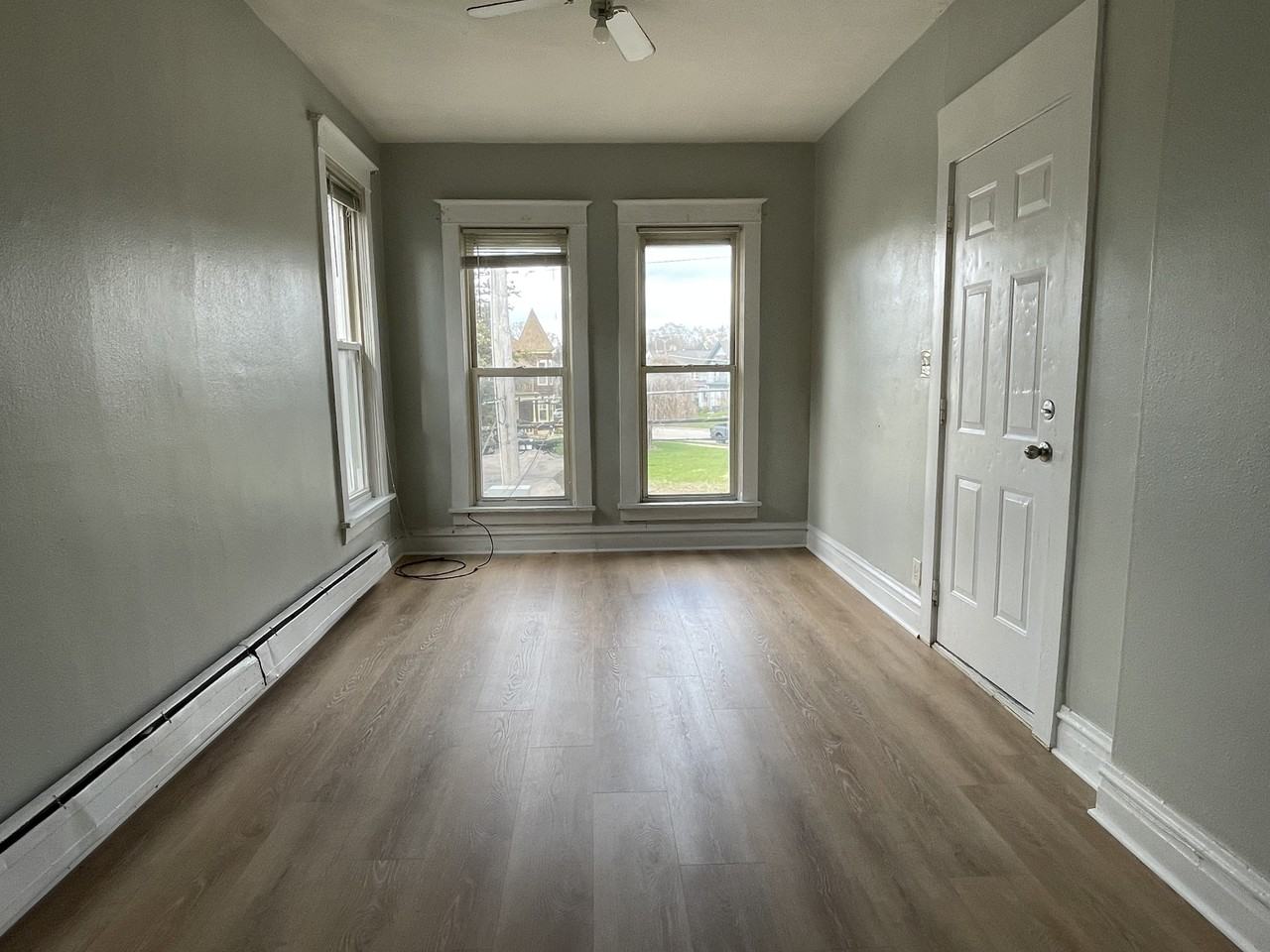 292 Villa Street - 4 #4 - Photo 3 of 19