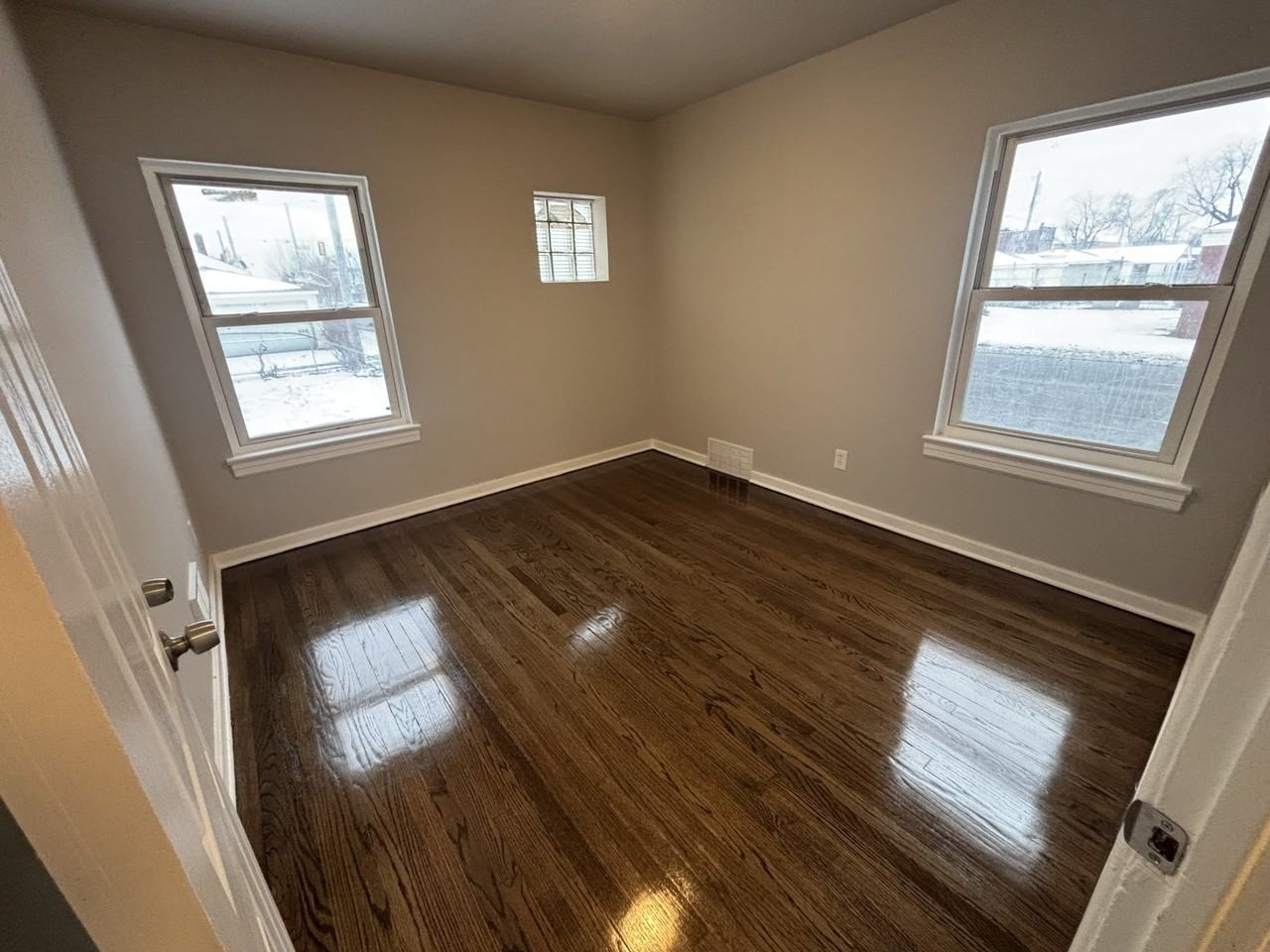 373 Taft Pl #1 - Photo 6 of 20