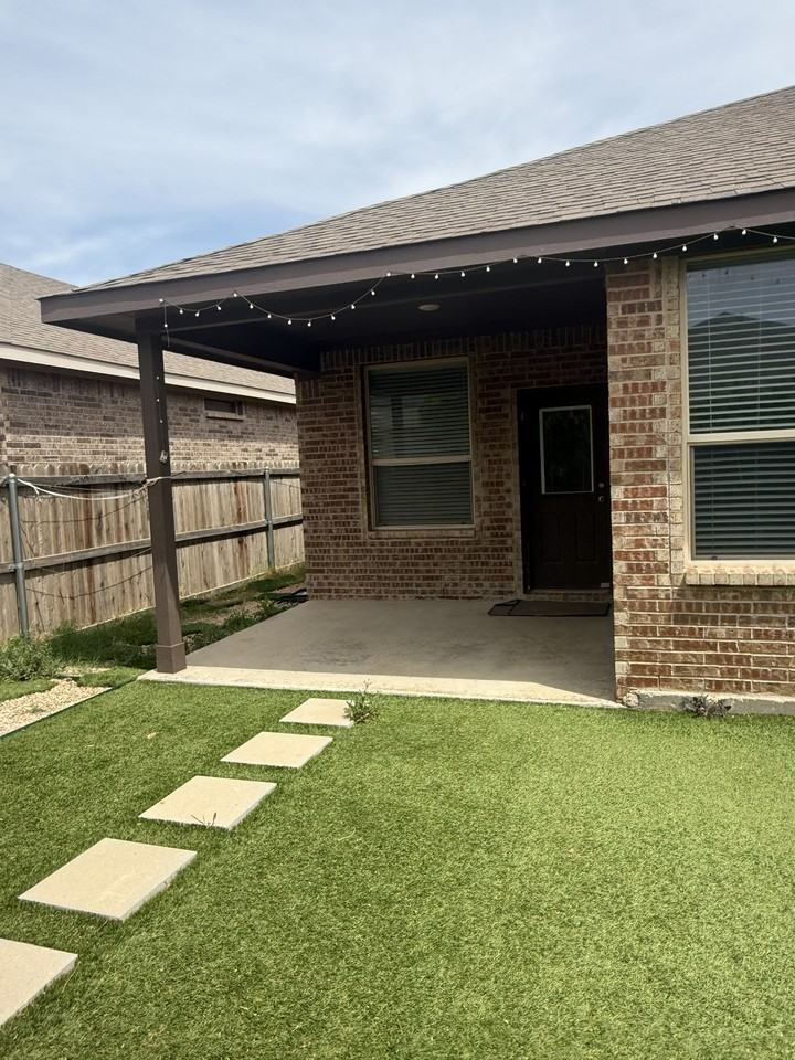 6911 Brisco Rd #0 - Photo 3 of 36