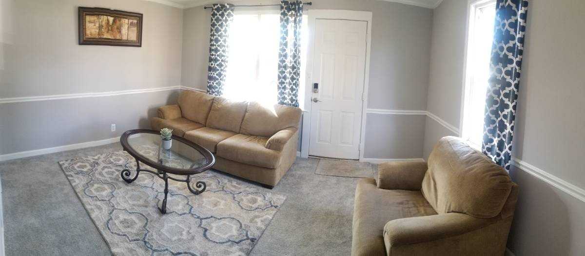 66 Swan St #1 - Photo 4 of 5