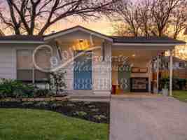 featured image of 1105 E Austin Ave