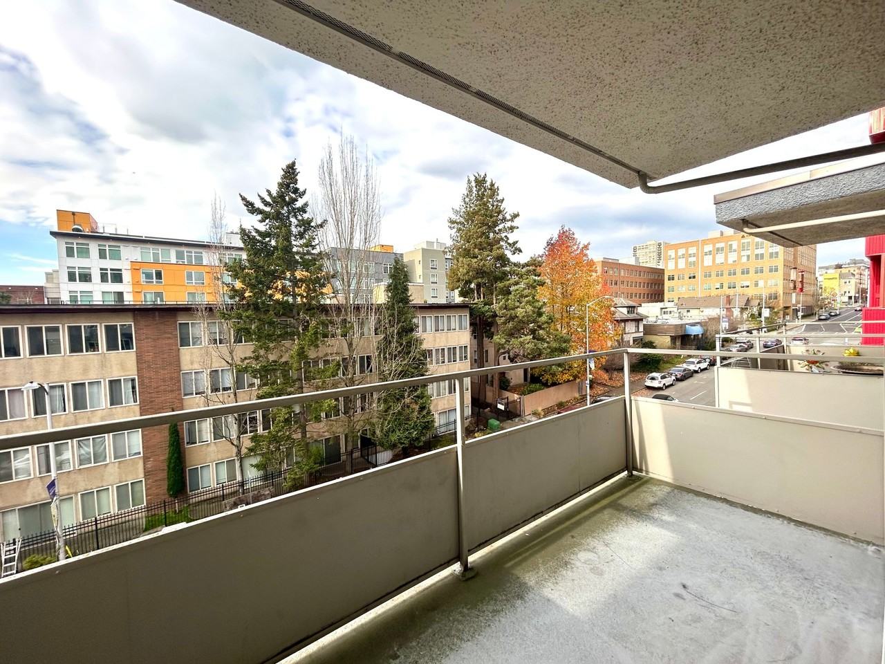 Escolier Apartments - Photo 4 of 12