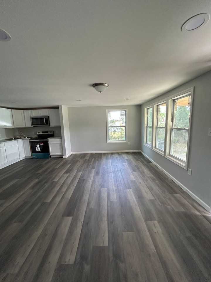 4 Slaton St - Photo 2 of 17