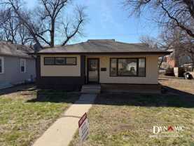 2405 S Norton Ave - Photo 1 of 1