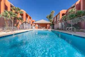 featured image of 818 W 3rd St