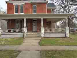 featured image of 746 Rose St