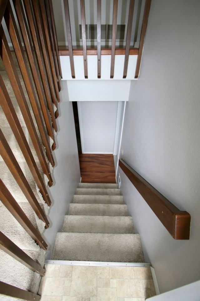 16642 Riddell Cir - Photo 5 of 21