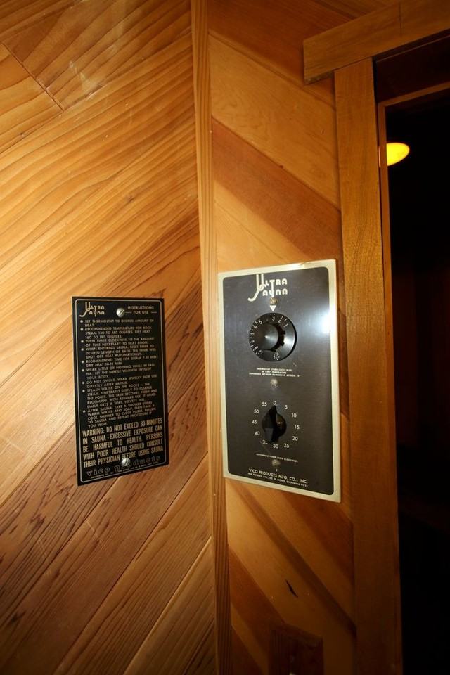 16642 Riddell Cir - Photo 7 of 21