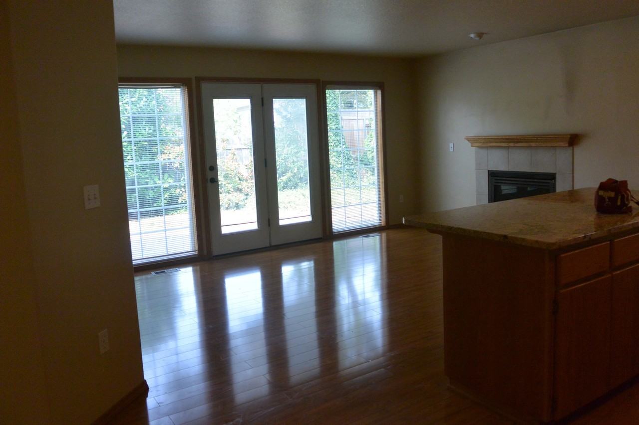 11702 Nw 26th Ave - Photo 4 of 21