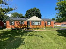 featured image of 208 Jacksonian Dr