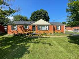 208 Jacksonian Dr - Photo 1 of 1