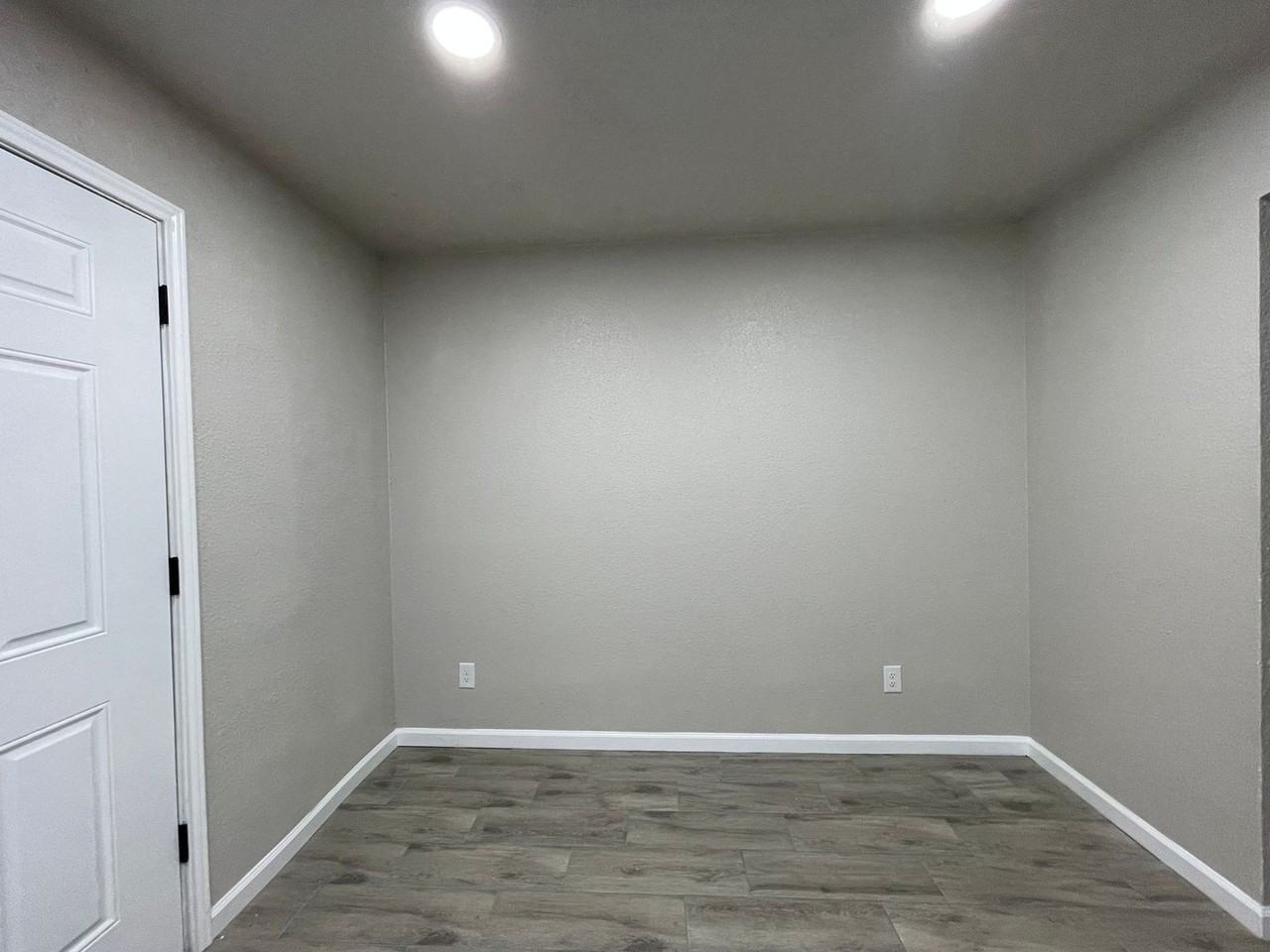 6019 Bedford Dr Apt B - Photo 5 of 13