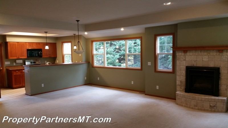 1133 N Pinecrest Dr - Photo 2 of 12