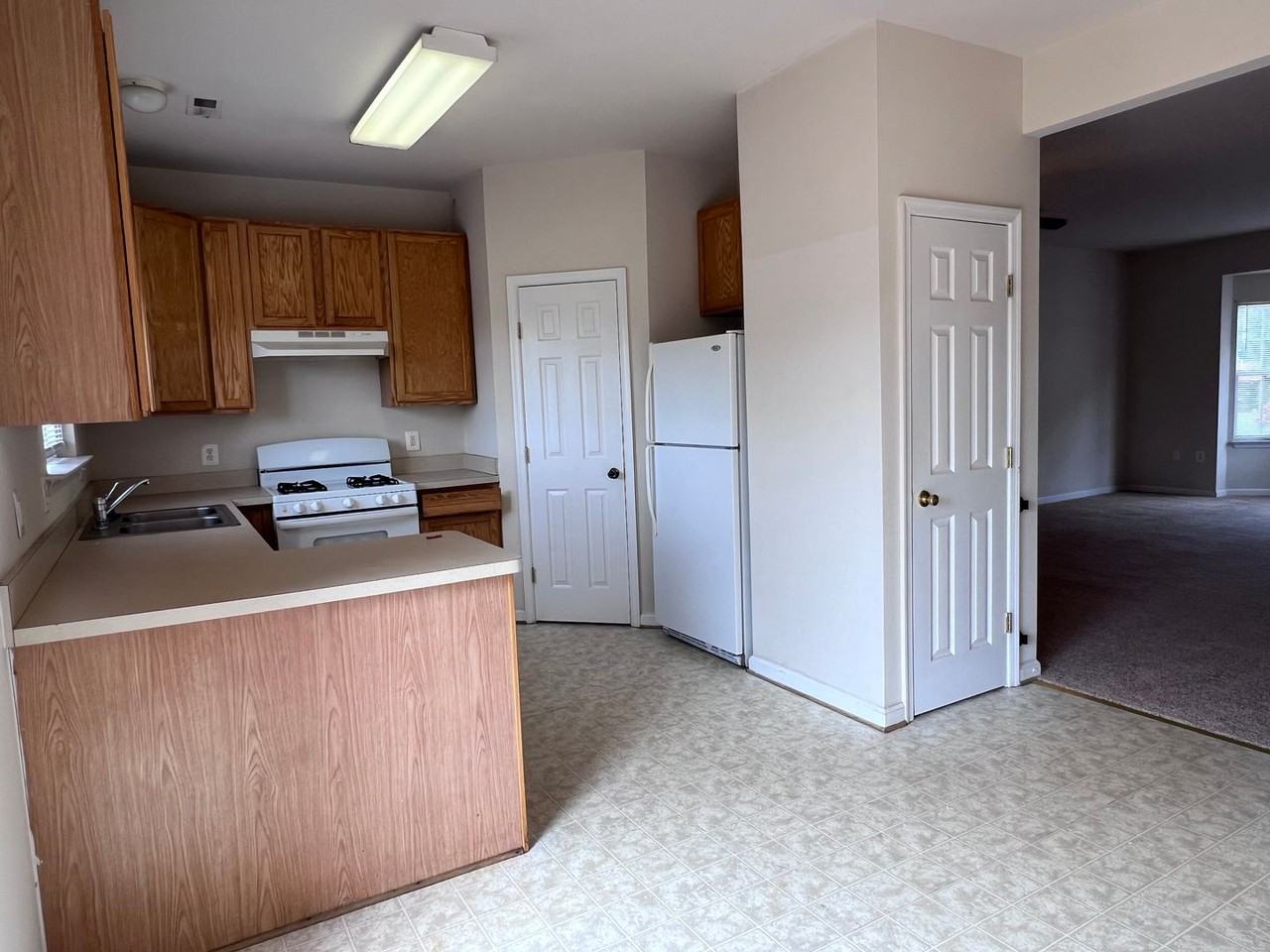 31 Townes Pl - Photo 3 of 15