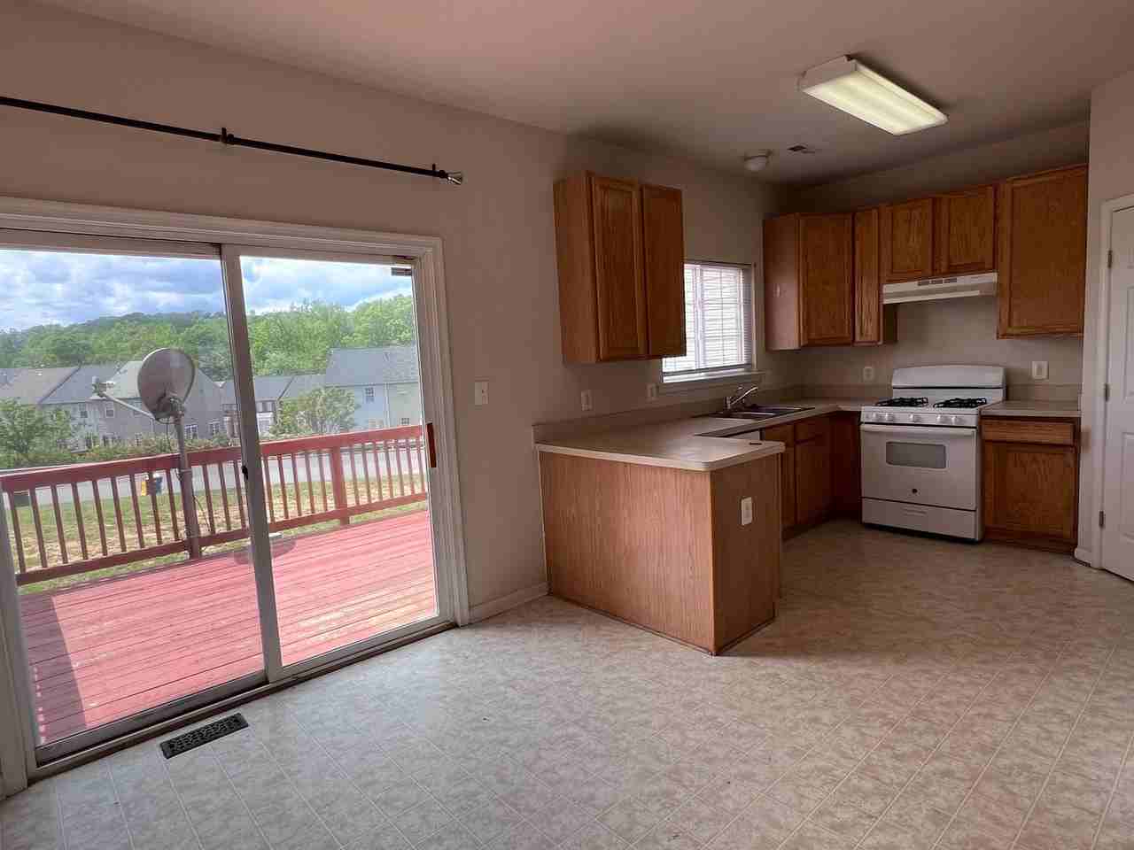 31 Townes Pl - Photo 5 of 15