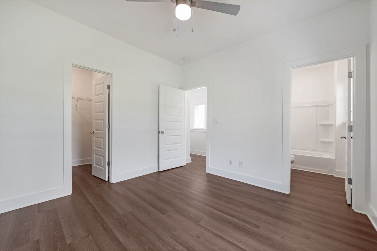 204 Huntley Pl - Photo 7 of 44