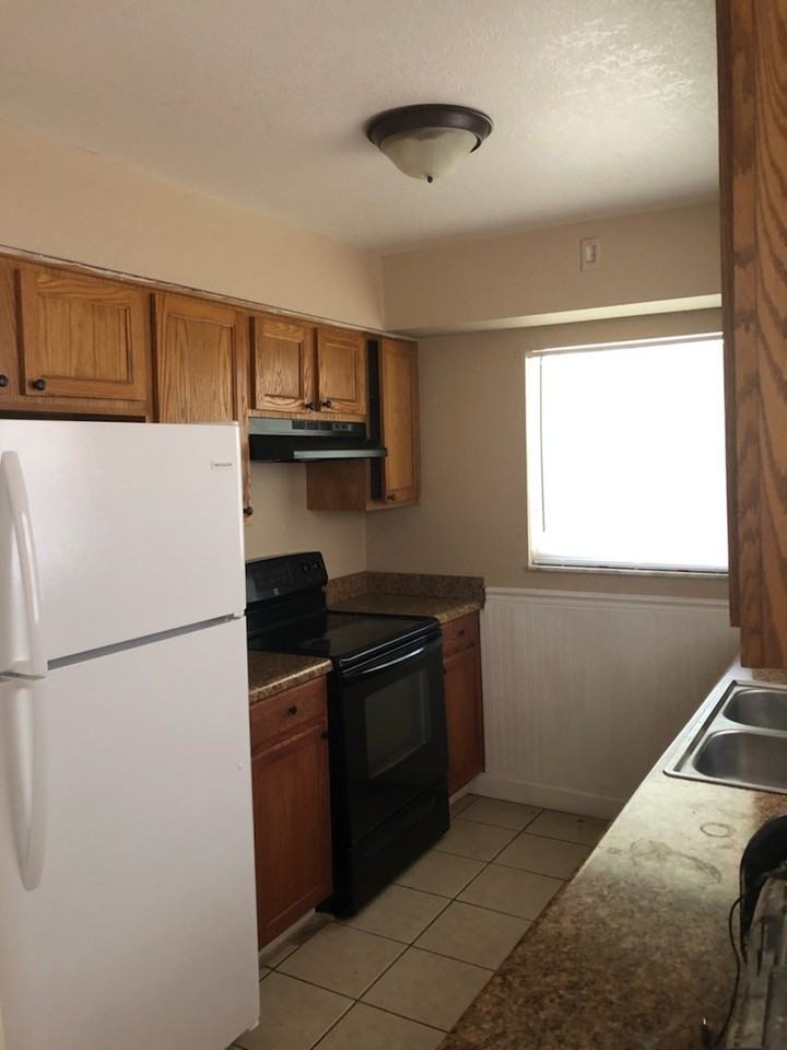 1605 N Lake Shipp Dr Sw - Photo 3 of 7