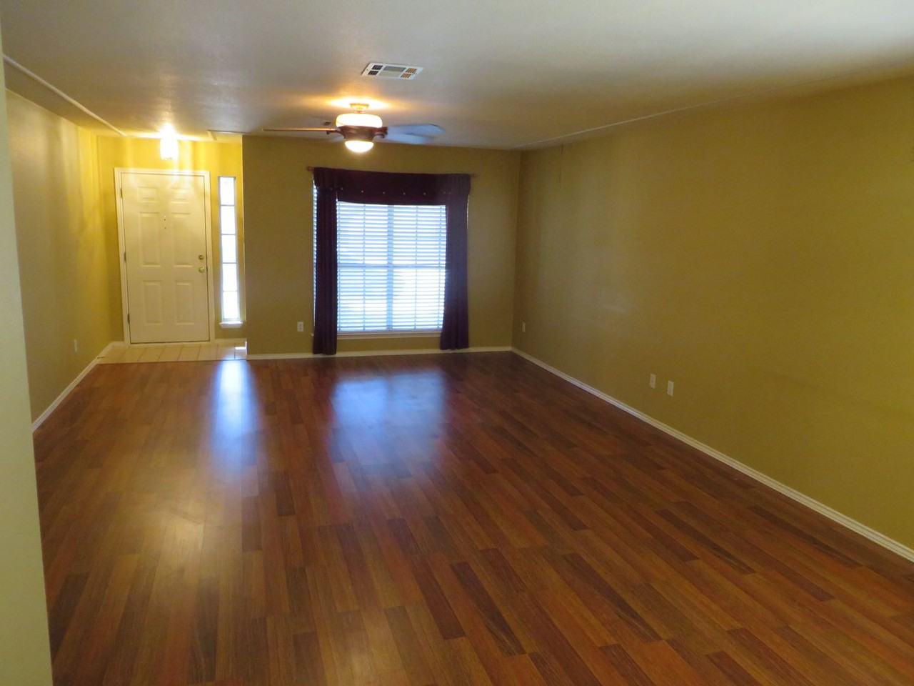 15506 Imperial Jade Dr - Photo 3 of 12