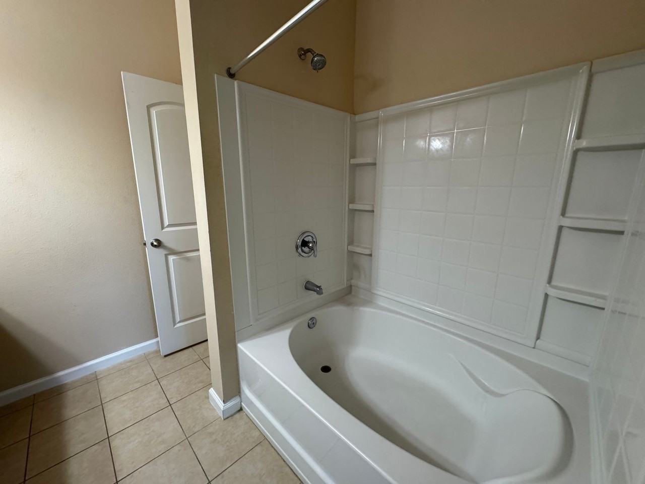 13277 Ocean Mist Dr - Photo 6 of 20