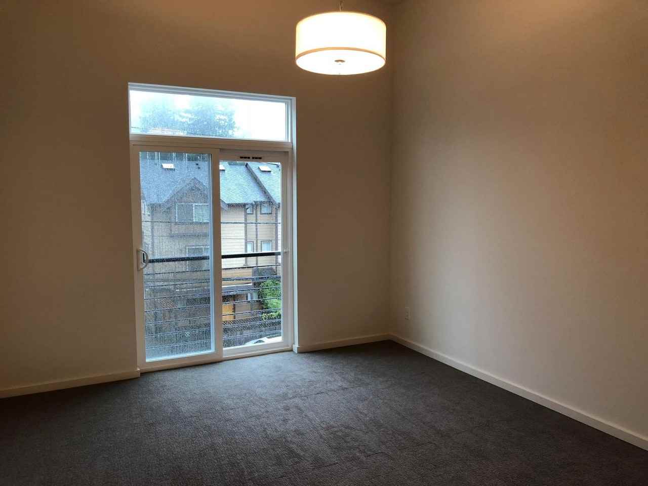 14311 Stone Ave N - Photo 7 of 12