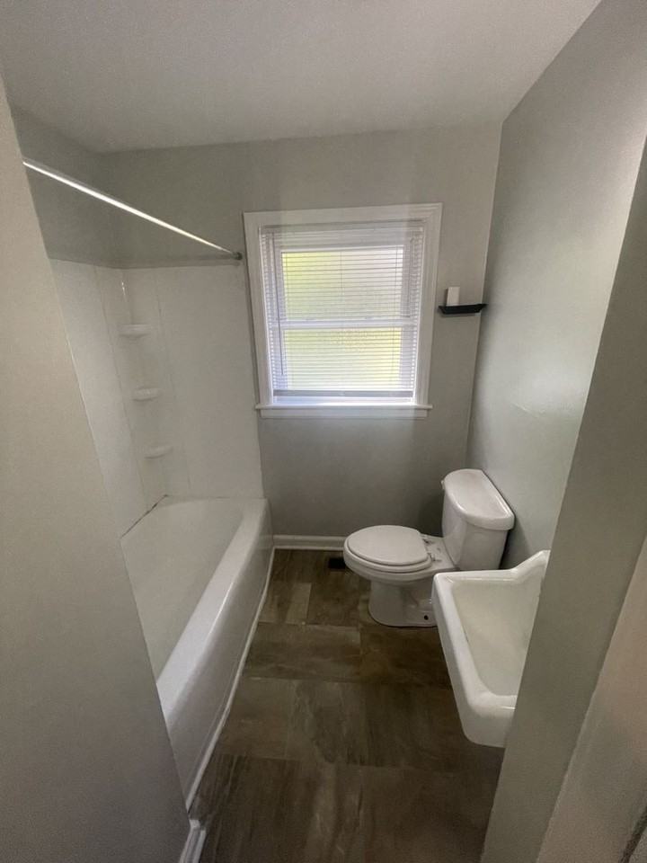 805 Culpepper Ln - Photo 3 of 8