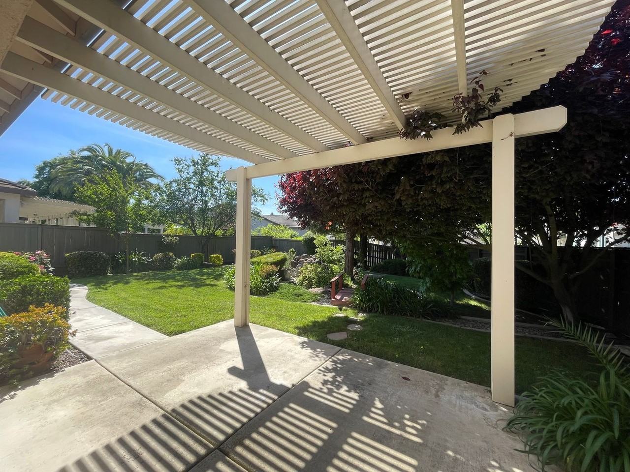 9436 Emerald Cove Ln - Photo 5 of 24