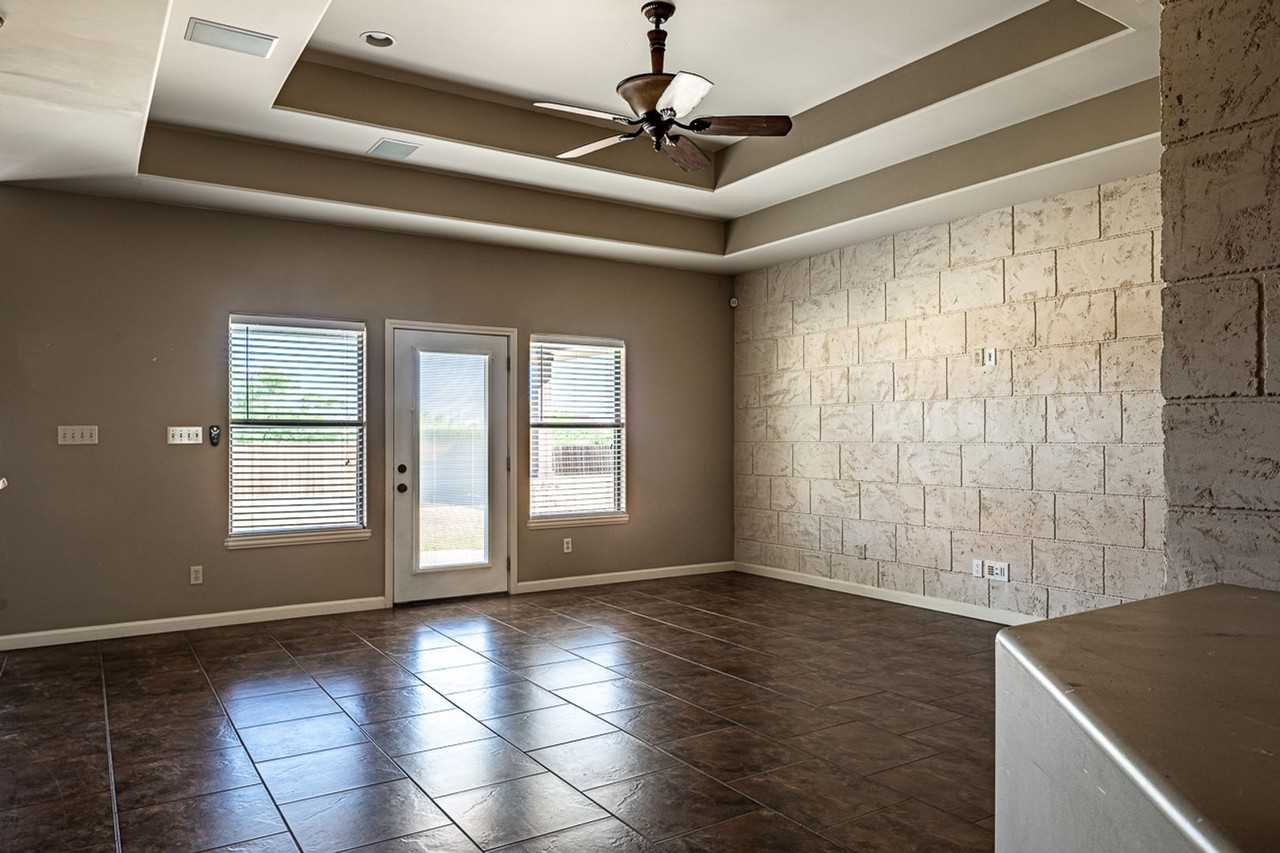 136 Dos Caballos - Photo 6 of 19