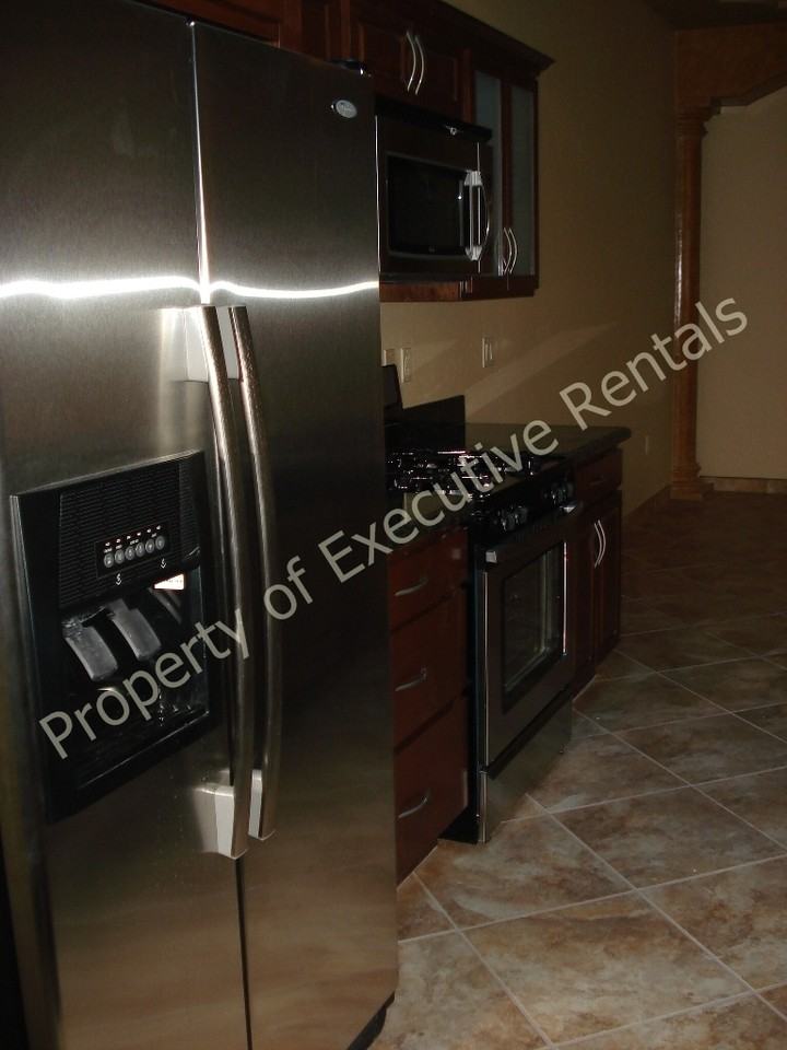 4206 Tres Ninos #A - Photo 7 of 17