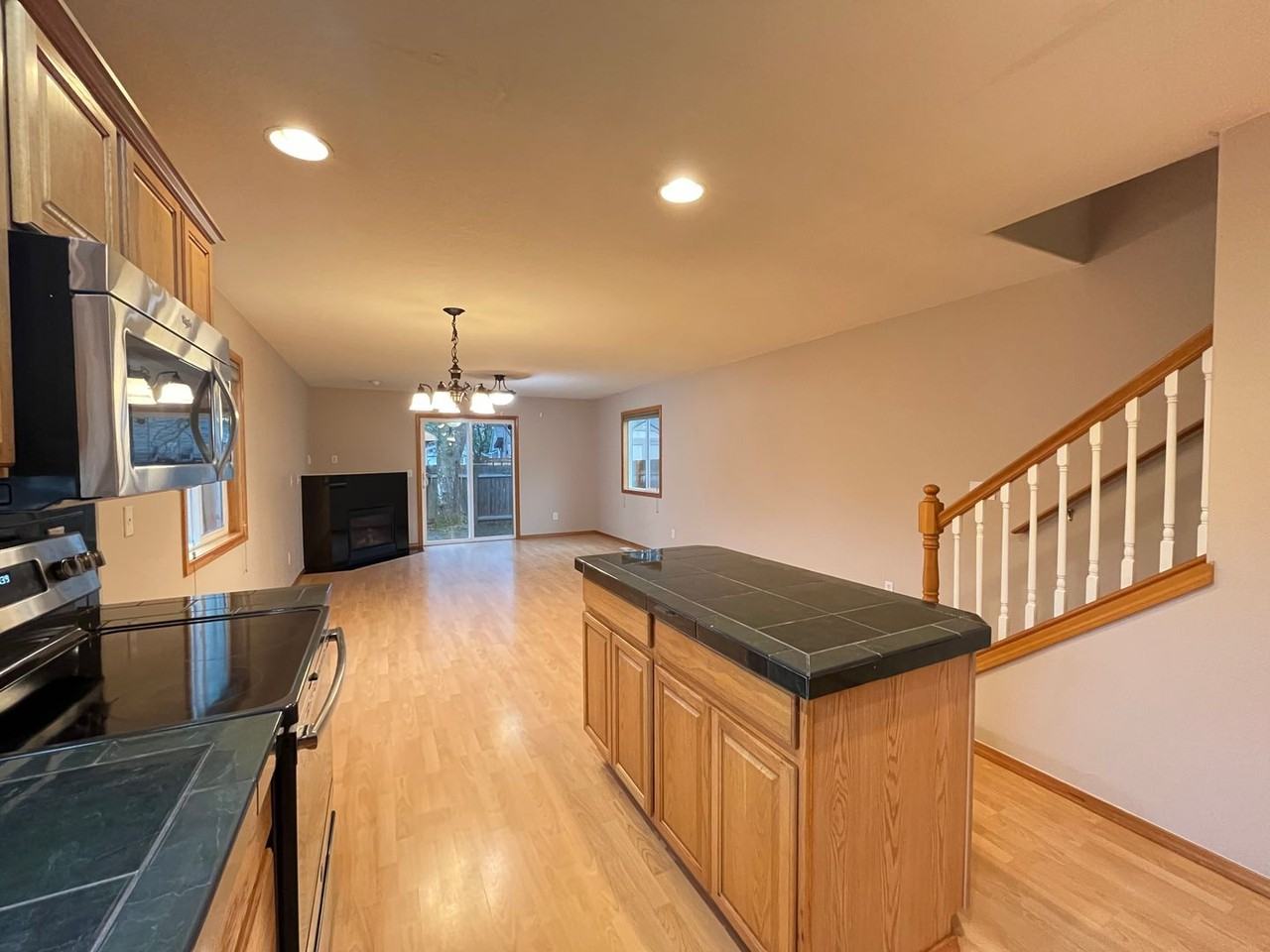 6046 Se Malden St - Photo 5 of 23