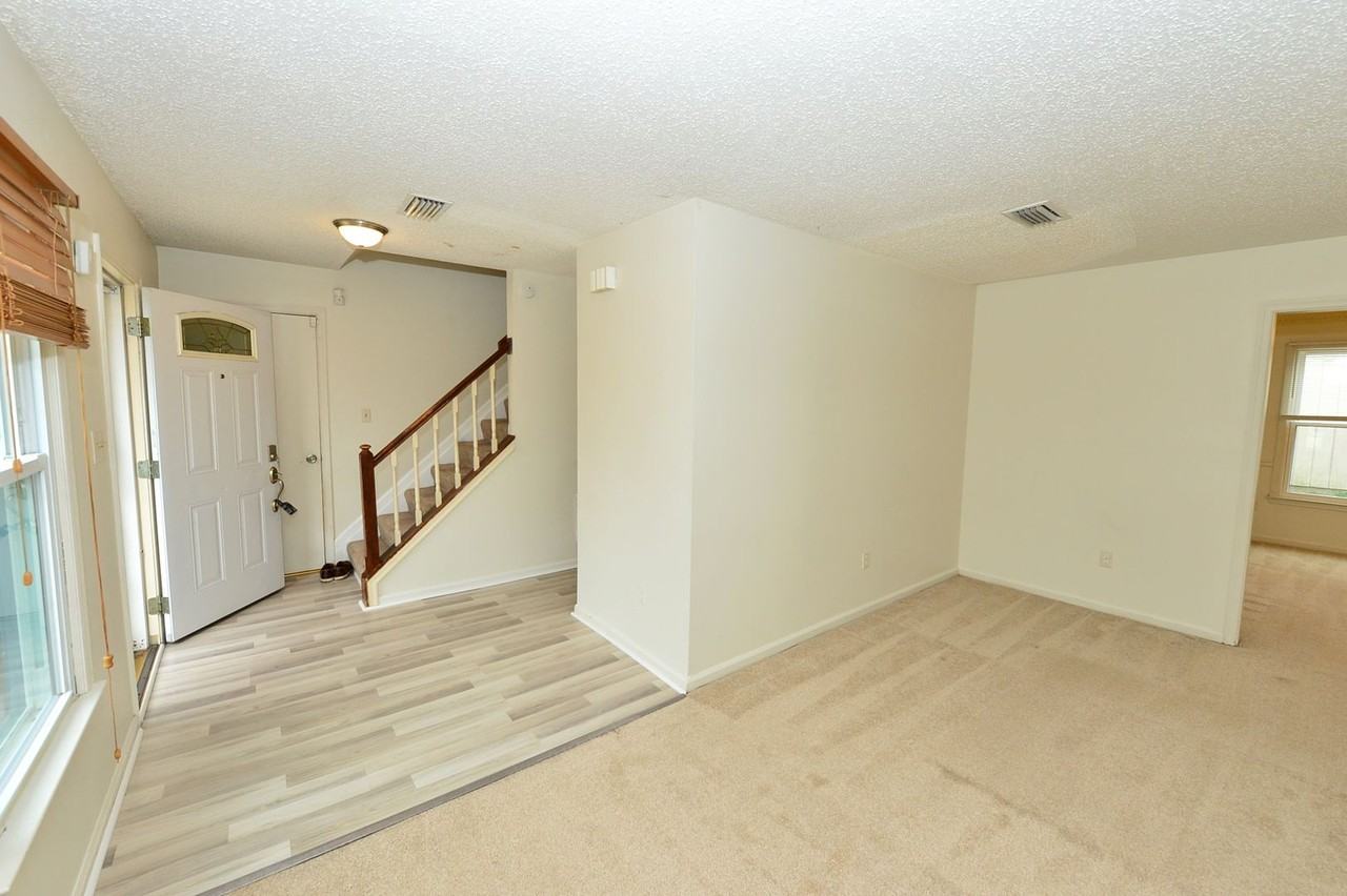 1445 Collingswood Trl - Photo 2 of 23