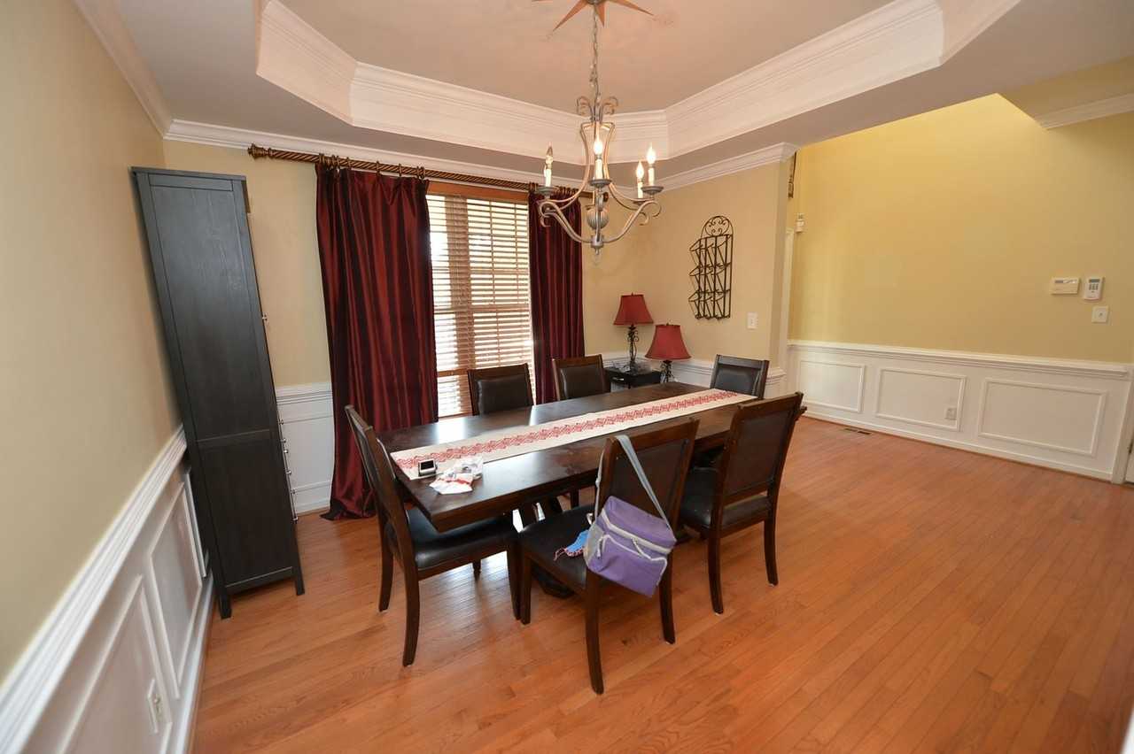 13401 Sailmaker Ln - Photo 4 of 26