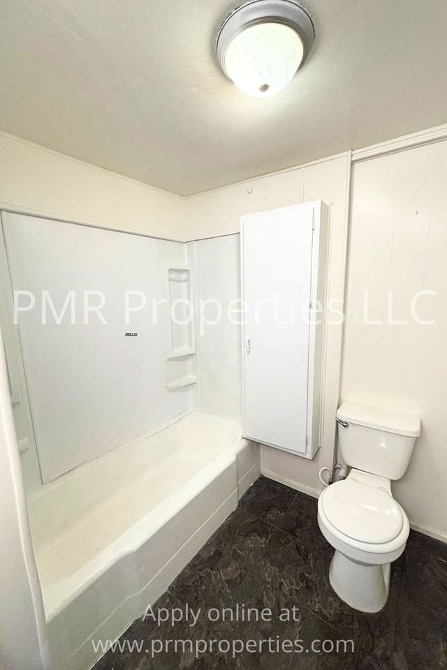 2406 N 3rd St - Photo 7 of 11