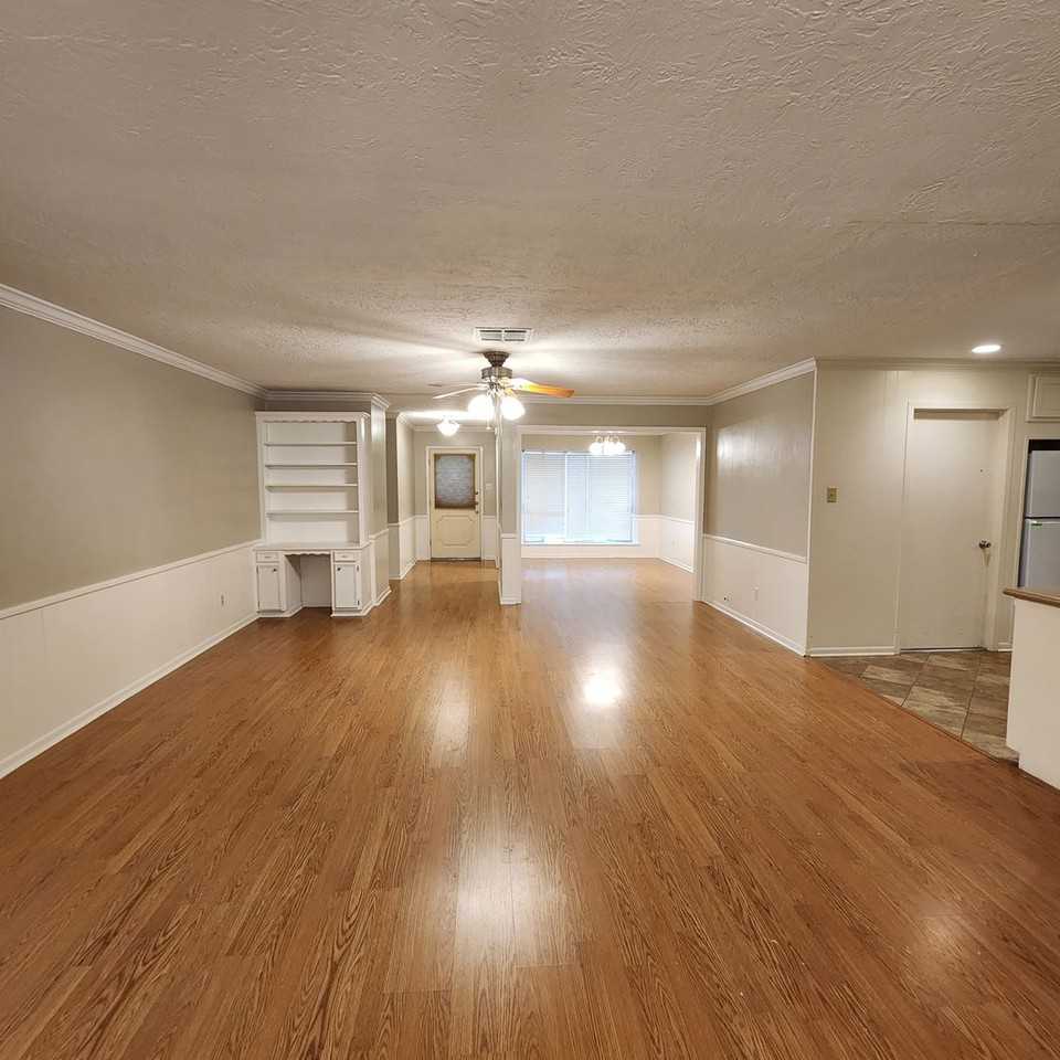 3123 Swann Dr - Photo 2 of 13