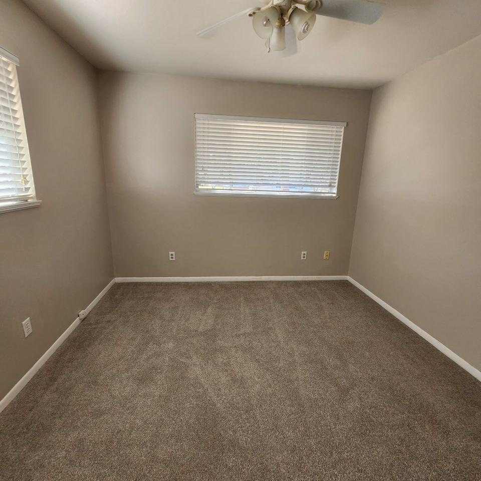 3123 Swann Dr - Photo 7 of 13