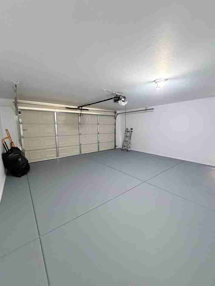 6037 W Southgate Ave - Photo 3 of 24