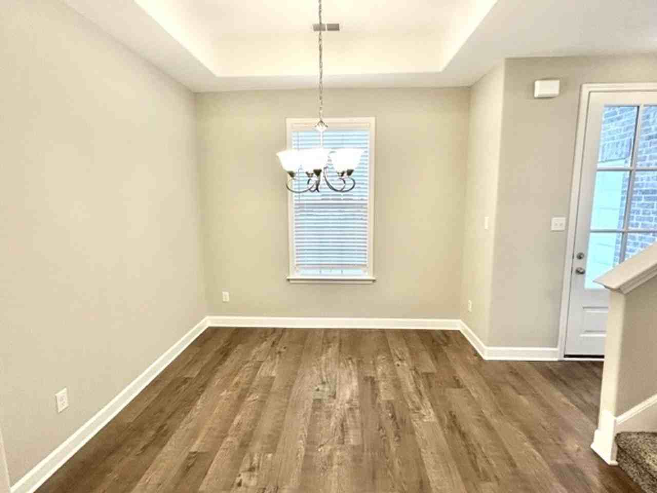 8755 Shipp Cv - Photo 3 of 12