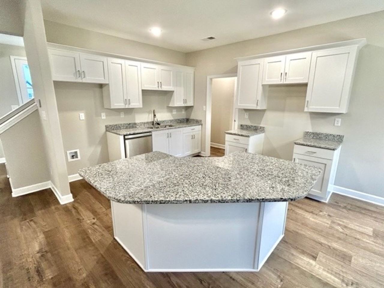 8755 Shipp Cv - Photo 4 of 12