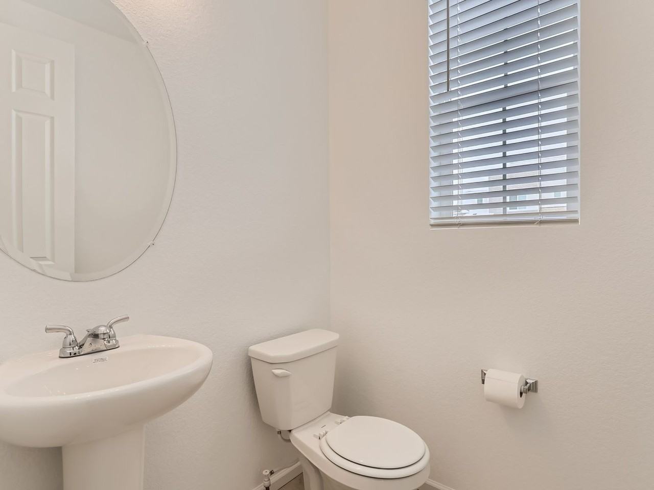 1654 S Andes Way - Photo 5 of 18