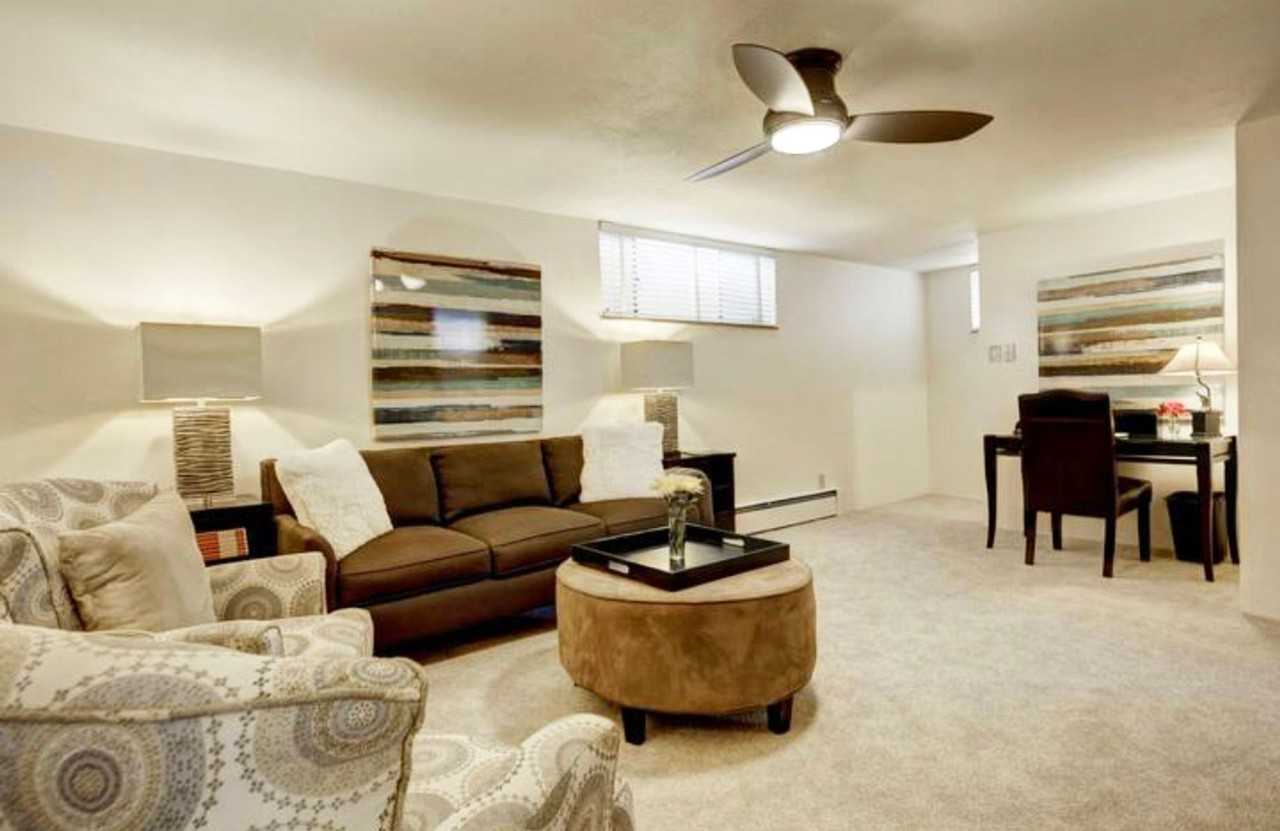 805 S Ogden St - Photo 4 of 13