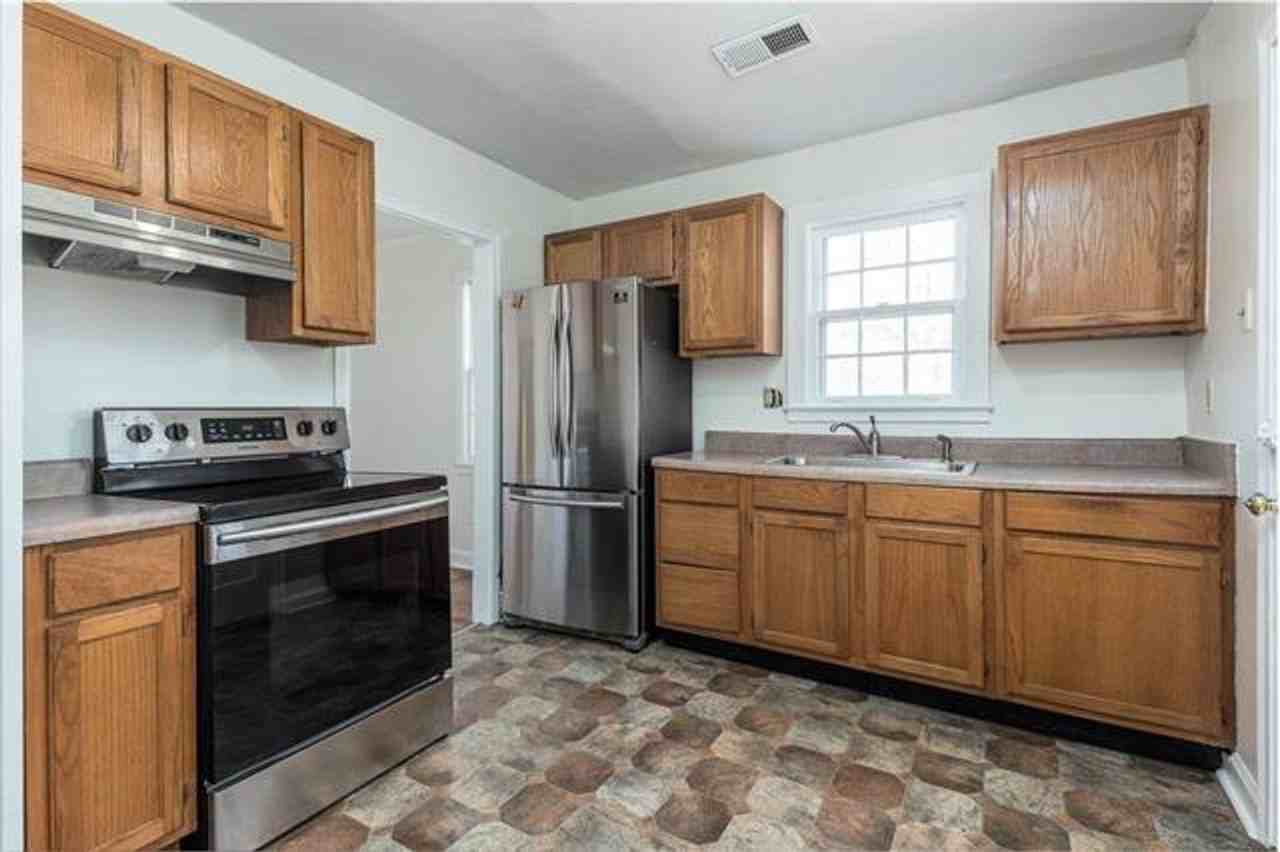 3871 Lytle Cir - Photo 5 of 12