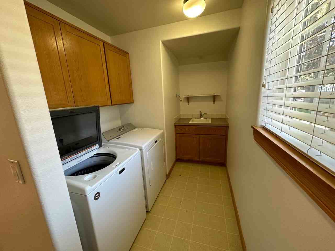 2110 Nw Torrey Pines Dr - Photo 7 of 20