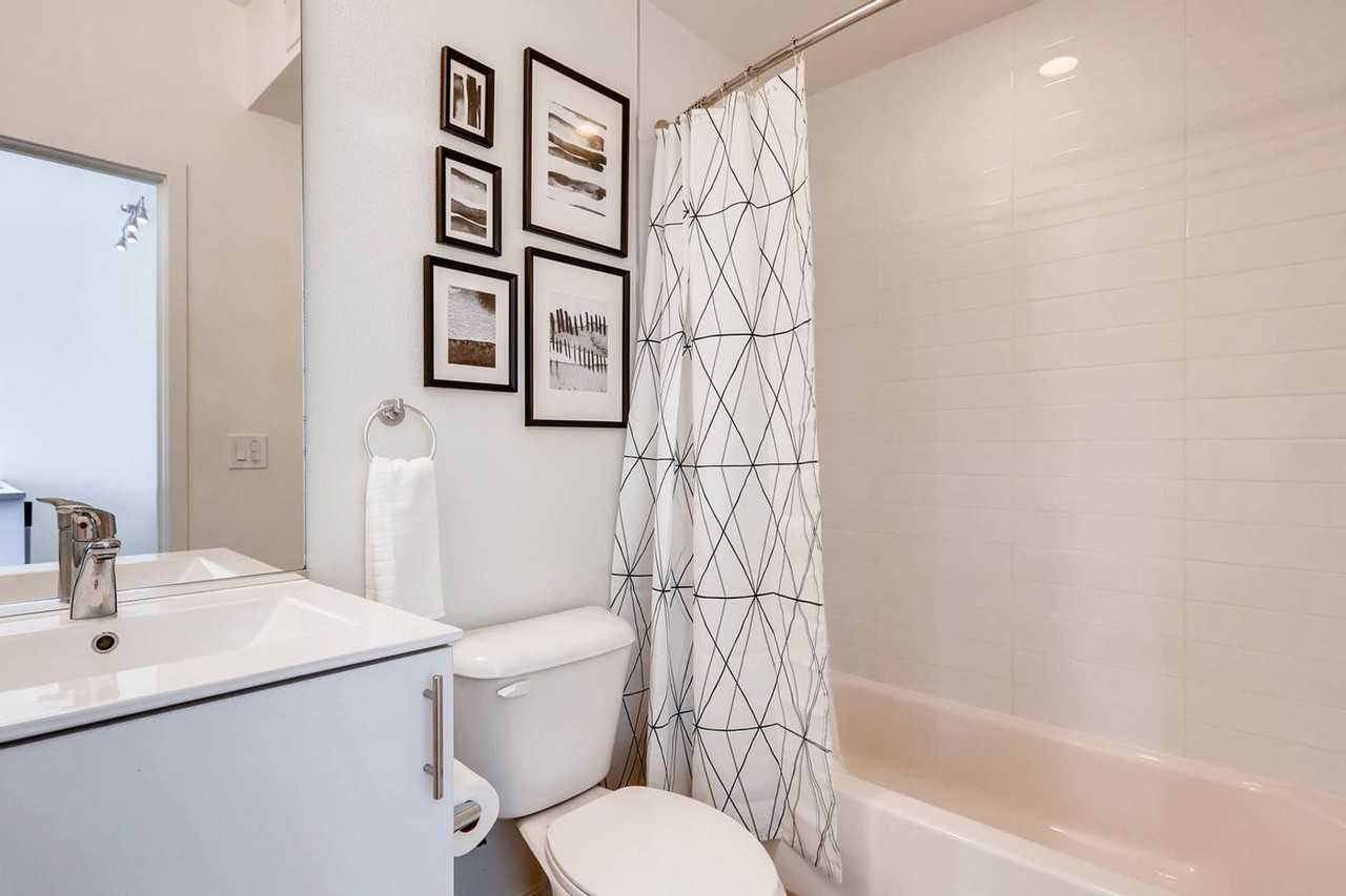 3201 Osage St #302 - Photo 7 of 12