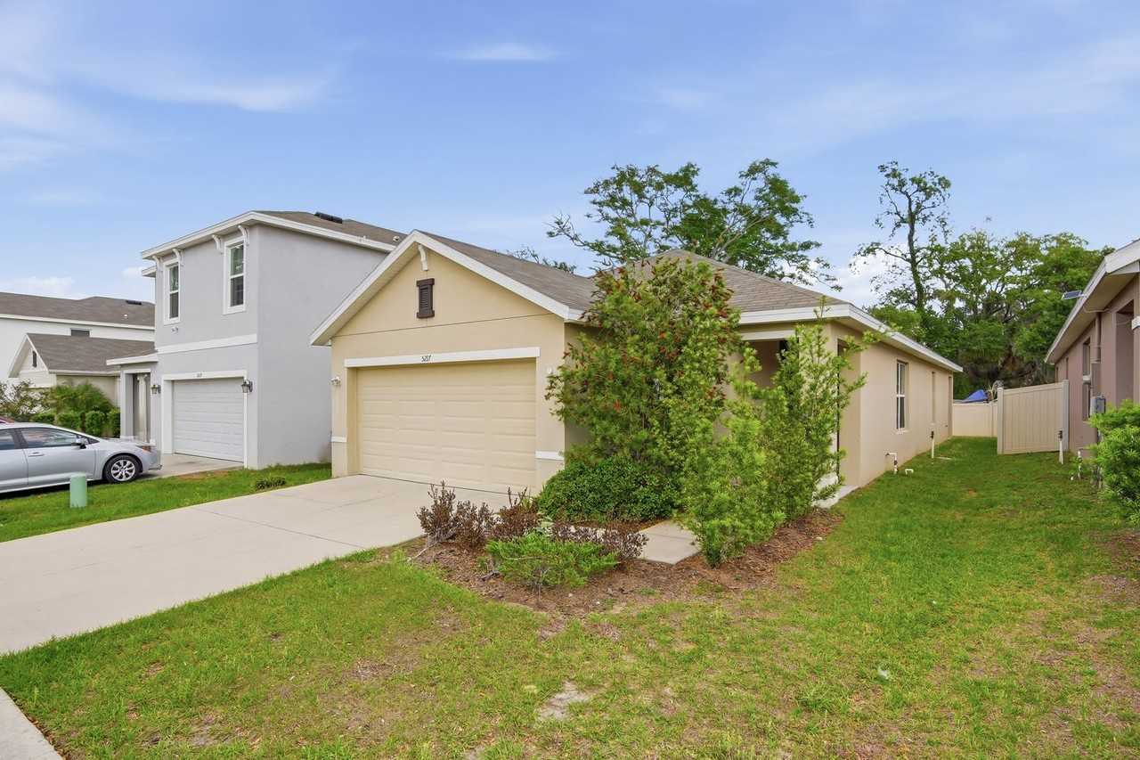 5217 Hillside Meadow Pl - Photo 3 of 25