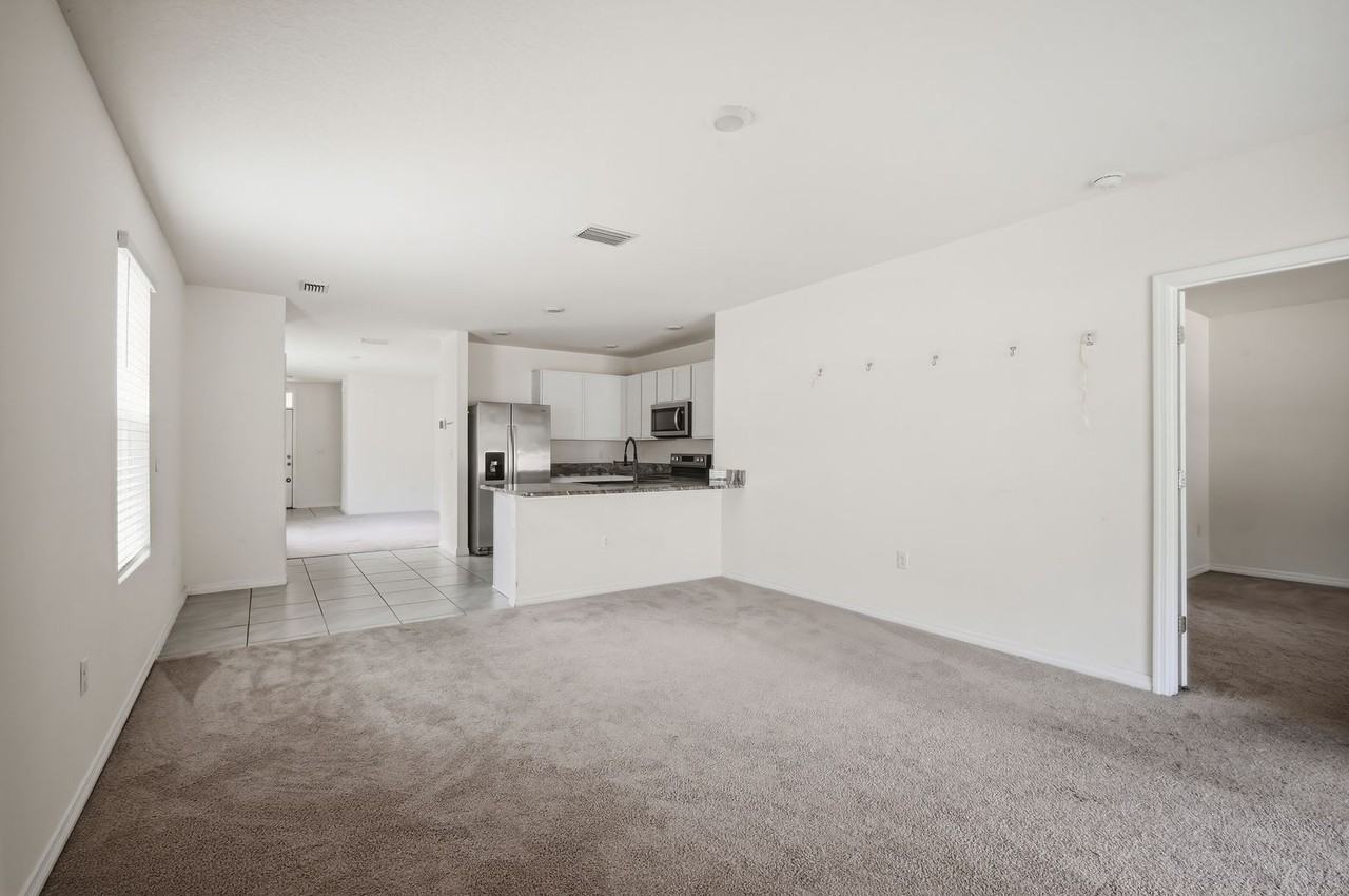 5217 Hillside Meadow Pl - Photo 7 of 25