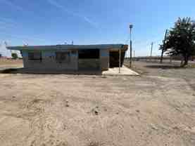 1092 E Hosking Ave - Photo 1 of 1