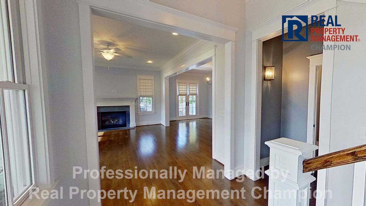 5401 Orton Point Rd - Photo 3 of 50